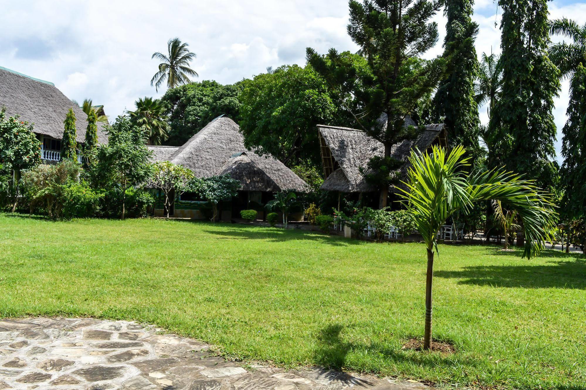 Greenwood Resort Mtwapa Exterior photo